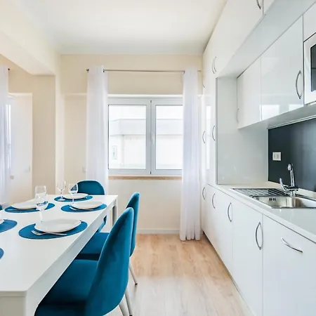 Apartment Oeiras Spacious And Modern Flat