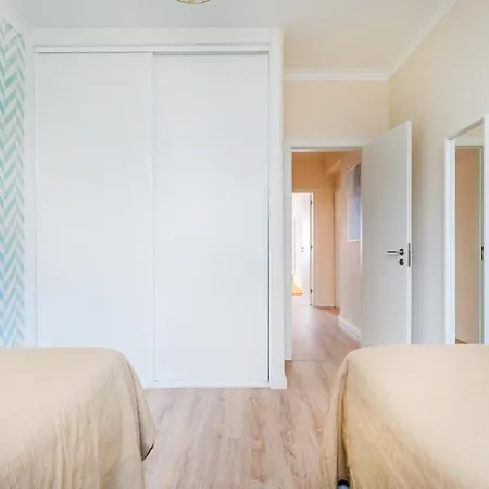 Oeiras Spacious And Modern Flat Apartment Paco de Arcos