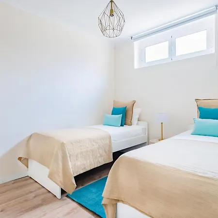Oeiras Spacious And Modern Flat * Paço de Arcos